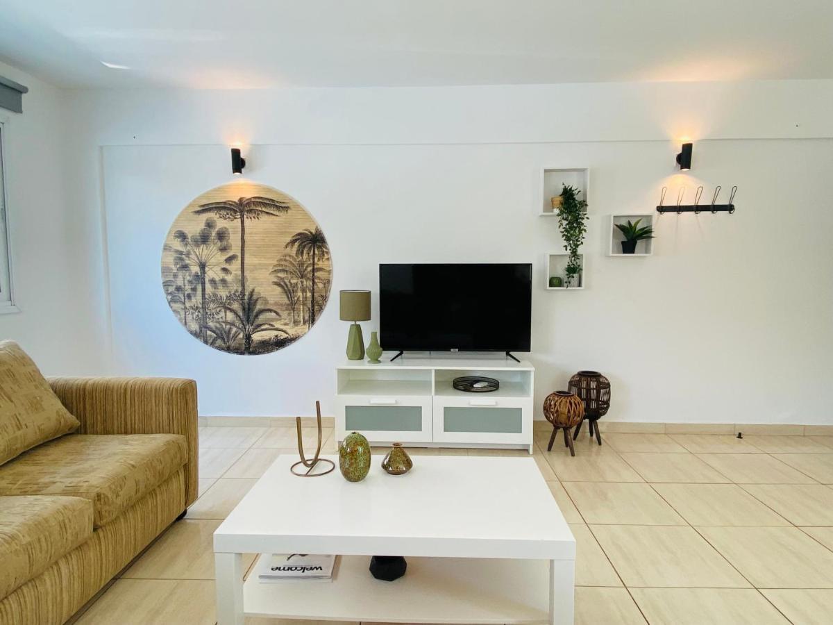 Serena'S 2-Br Apartment In Larnaca Exteriér fotografie